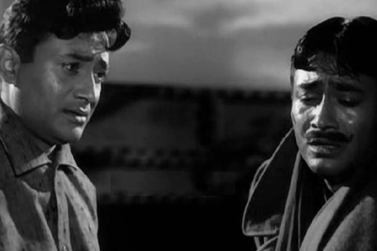 hum dono Best film of Dev Anand in Hindi Cinema