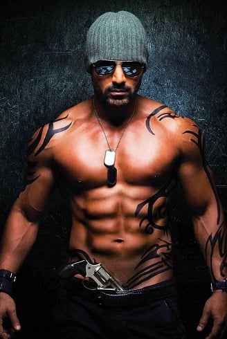 john Abraham Body looks