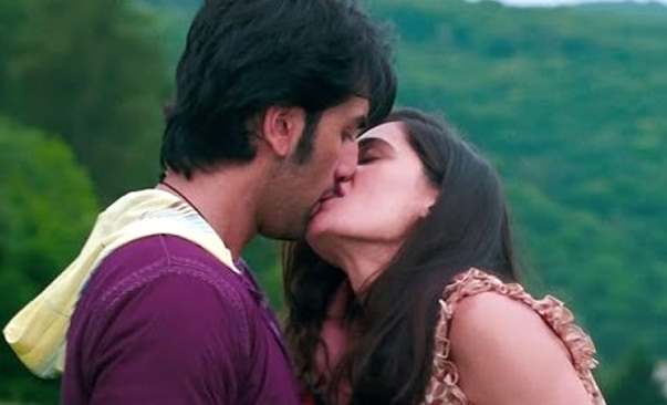 ranbir nargis kiss in rockstar