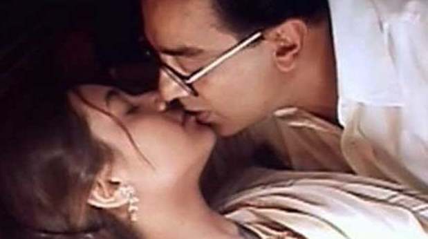 rani mukherjee kamal hassan kiss in hey raam