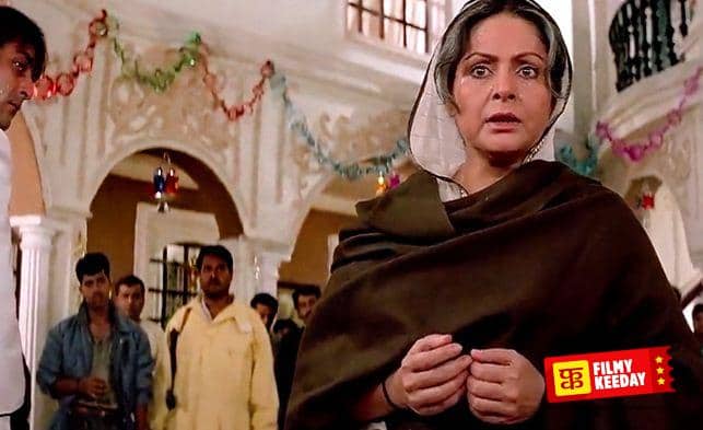 Rakhee gulzar as mother maa of Bolywood