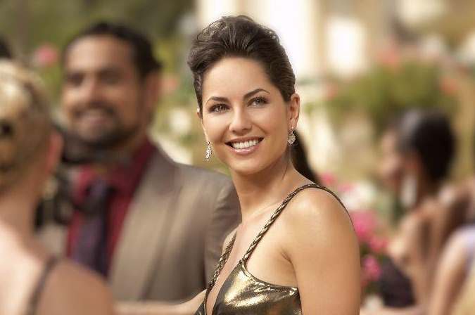 Barbara Mori in Kites