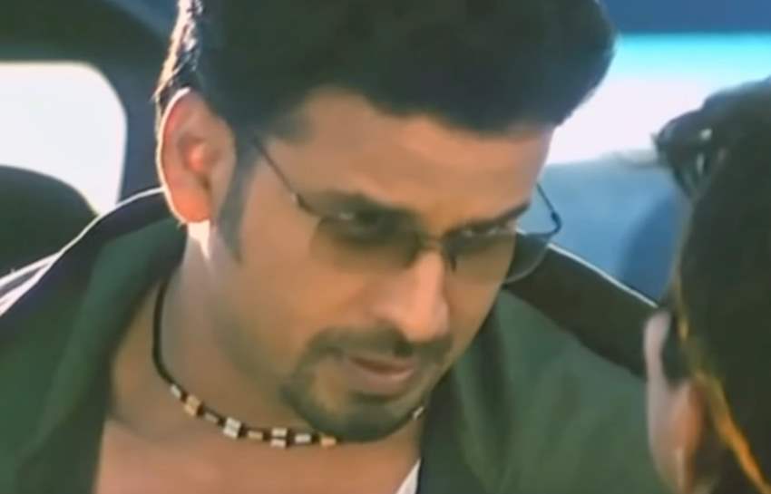 Manoj Bajpai in Road film 2002 by RGV