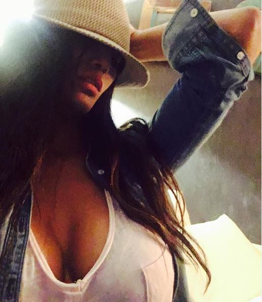 Poonam pandey hot instagram photos