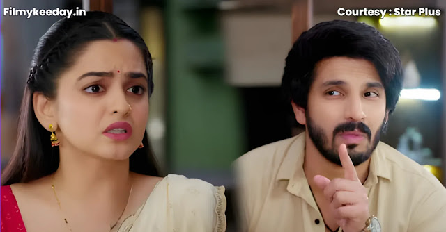 Udne Ki Aasha latest episode showing main characters Tejas and Roshni in a heated confrontation at the door.